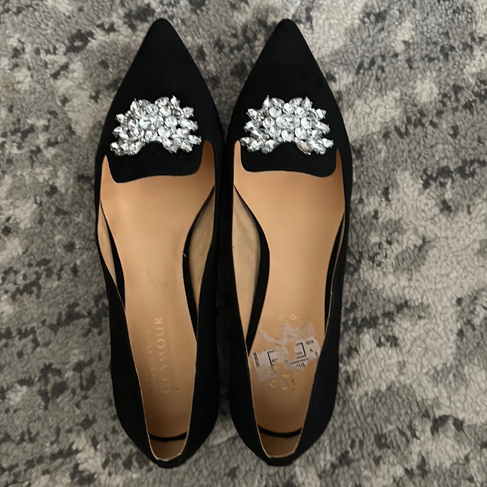 NEW Badgley Mischka embellished flats